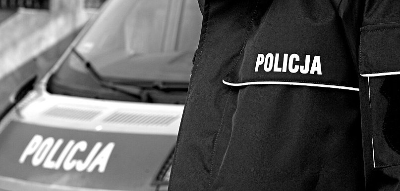 Policjant z płońskiej komendy z zarzutami