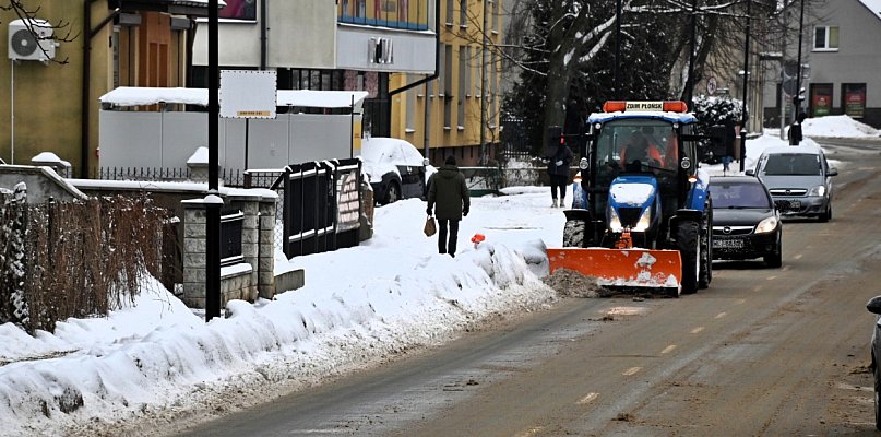 Od pierwszego ataku zimy służby są w nieustającej gotowości - informuje urząd - 25843