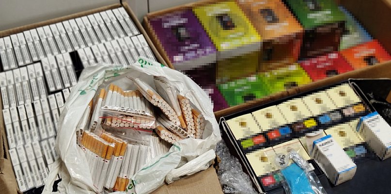Zarzuty za narkotyki. Do tego papierosy i e-papierosy bez polskich znaków akcyzy