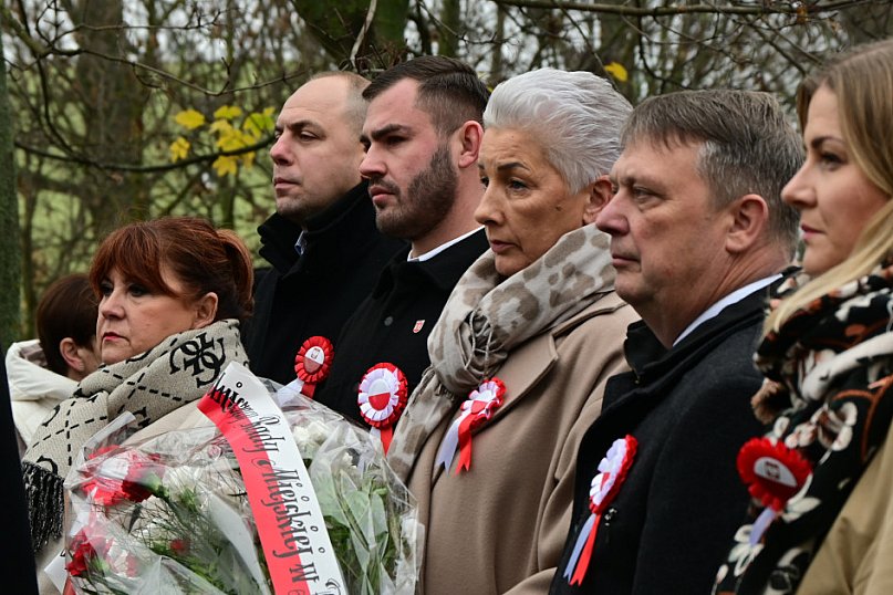 Płońszczanie świętowali przy pomniku marszałka