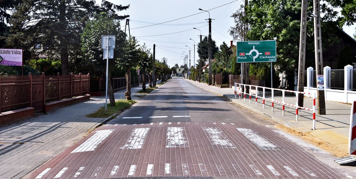 Fragment ulicy Szkolnej w Sochocinie [fot.: zbiory UMiG Sochocin/Archiwum]