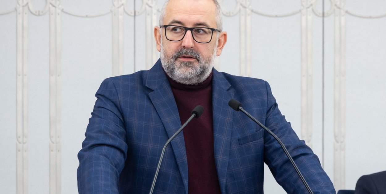 Senator Bieńkowski zaznaczył, że zmiana wzmocni lokalną przedsiębiorczość i ułatwi funkcjonowanie wielu małym firmom w naszym regionie [fot.: zbiory senatora]