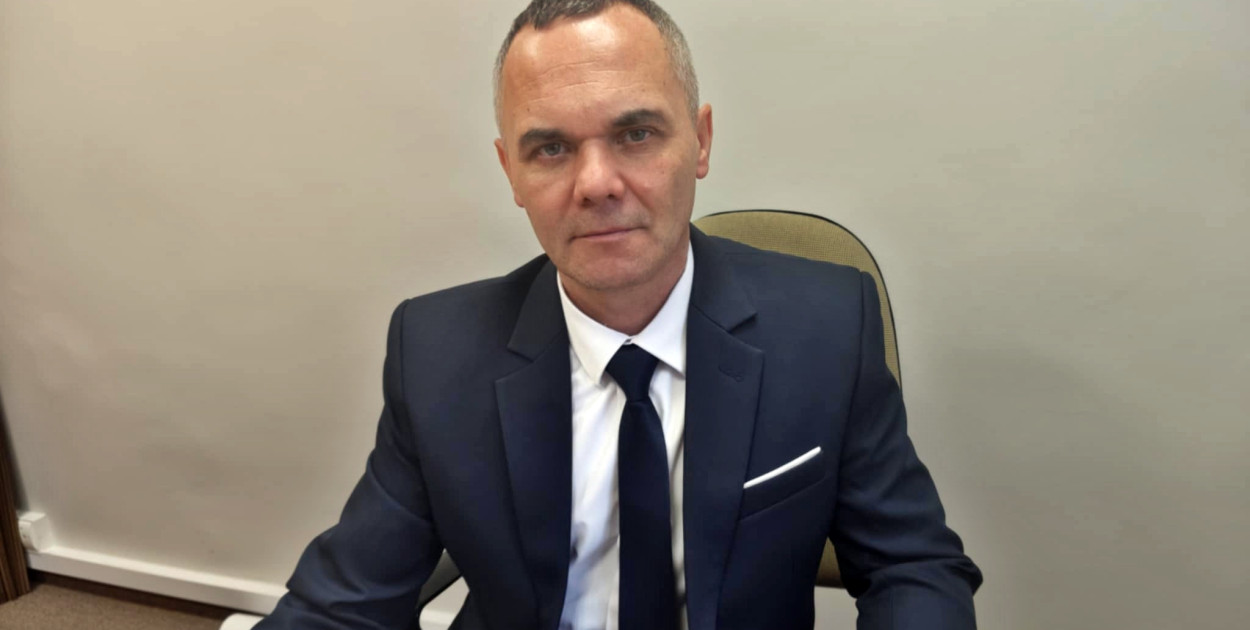 Paweł Zacieski to wieloletni pracownik płońskiego starostwa. Od nowego roku będzie tam już w nowej roli - sekretarza [fot.: zbiory starostwa]