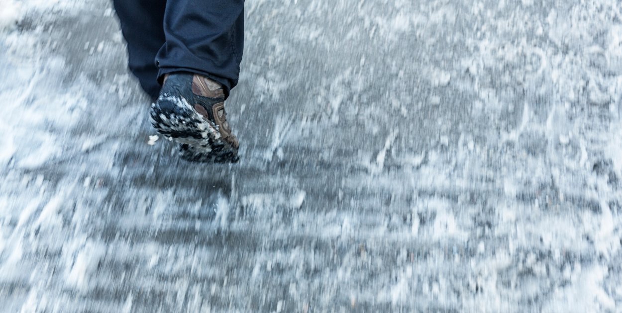 Jest bardzo ślisko. Mamy komunikat na temat złej sytuacji z płońskiego ratusza